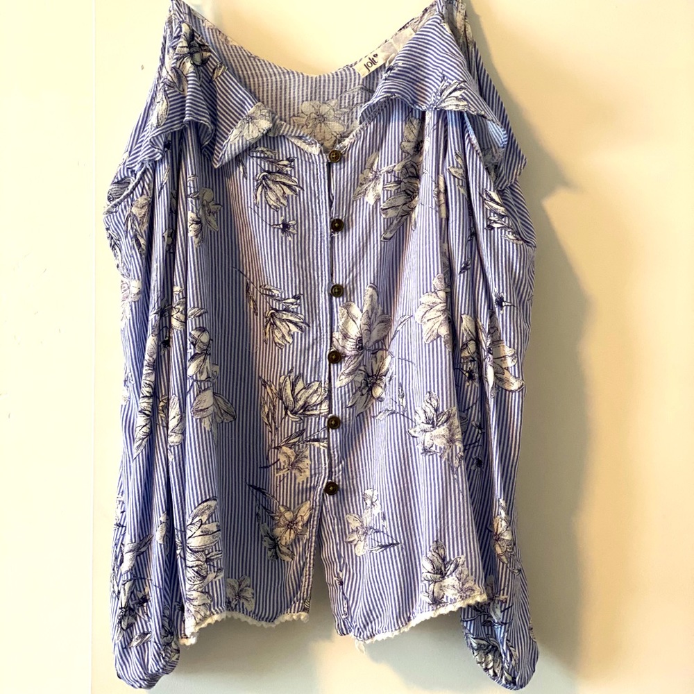 Jolt top from Buckle